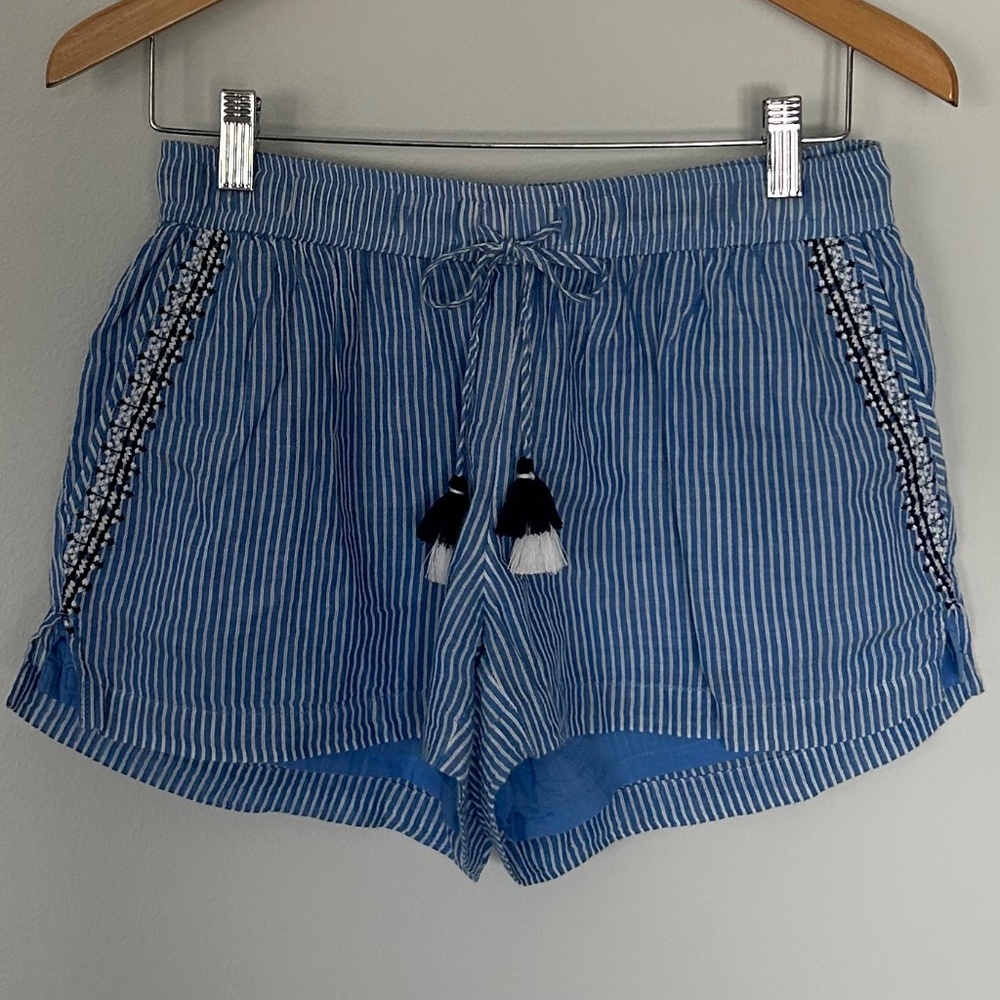 Vineyard Vines Shorts, size Small